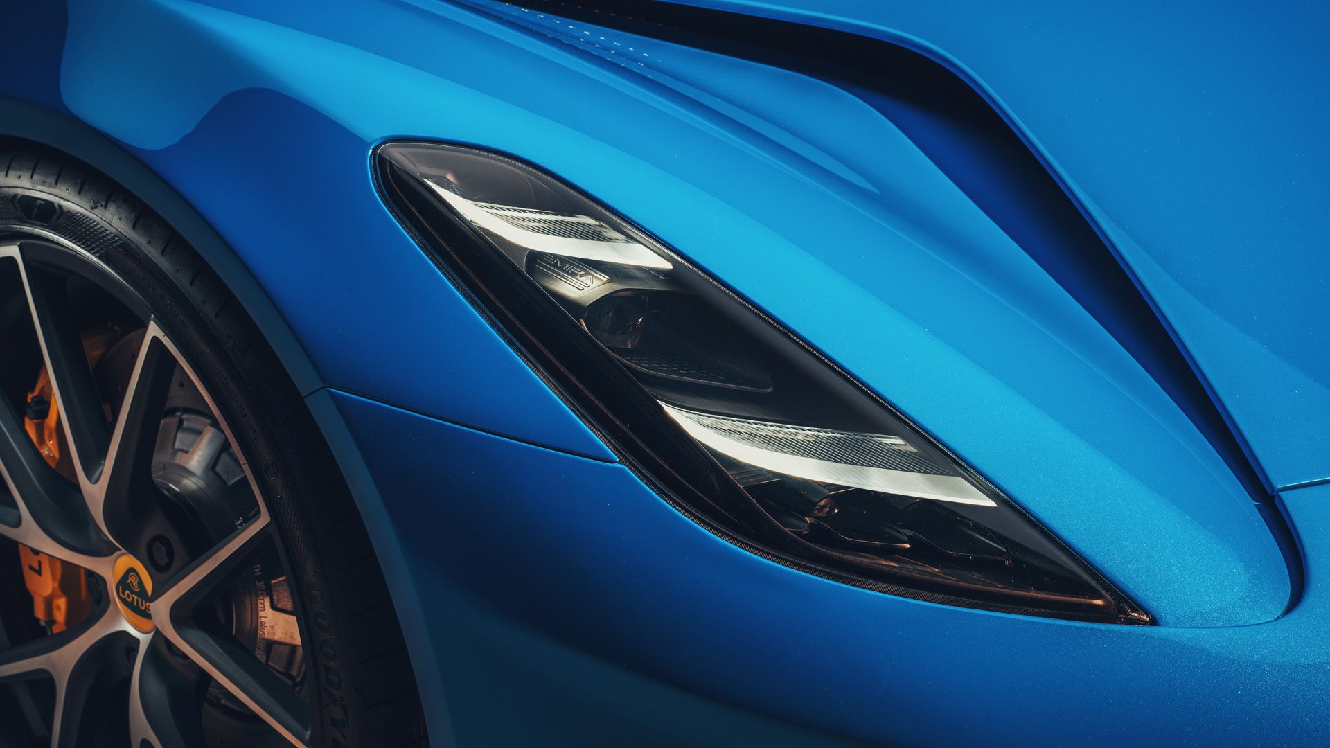 Lotus Emira performances - Théobald 